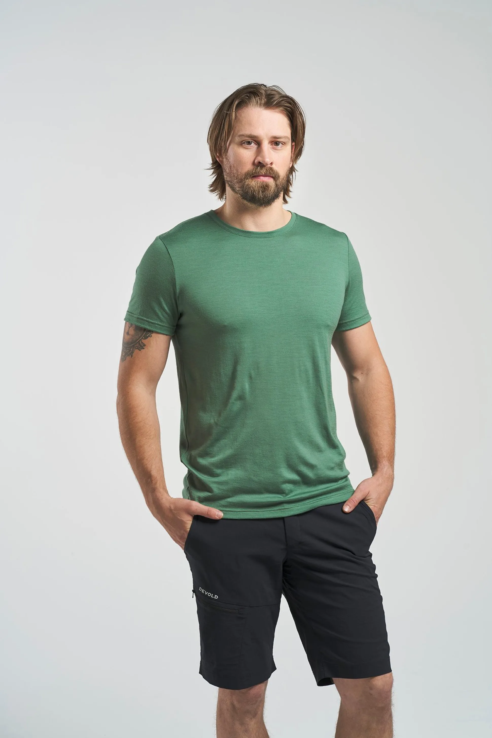 T-Shirt>Devold of Norway Eika Merino 150 Tee Man Grass